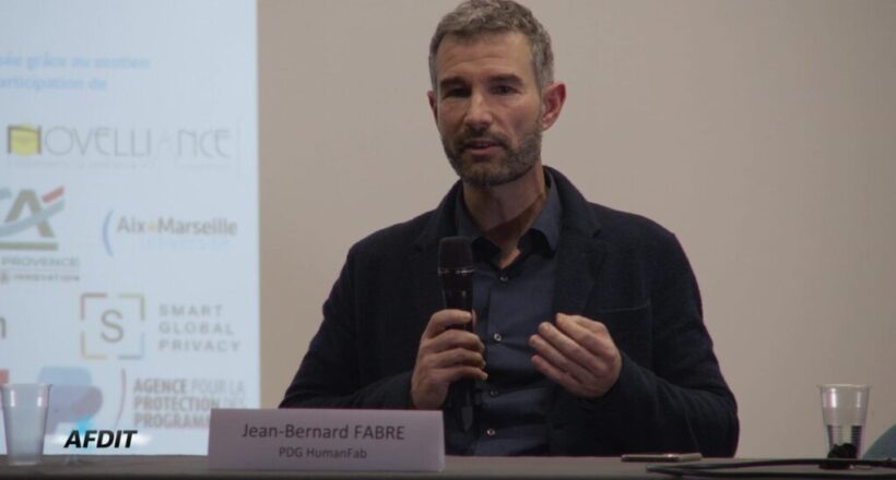 7 - FABRE-1080p_Moment